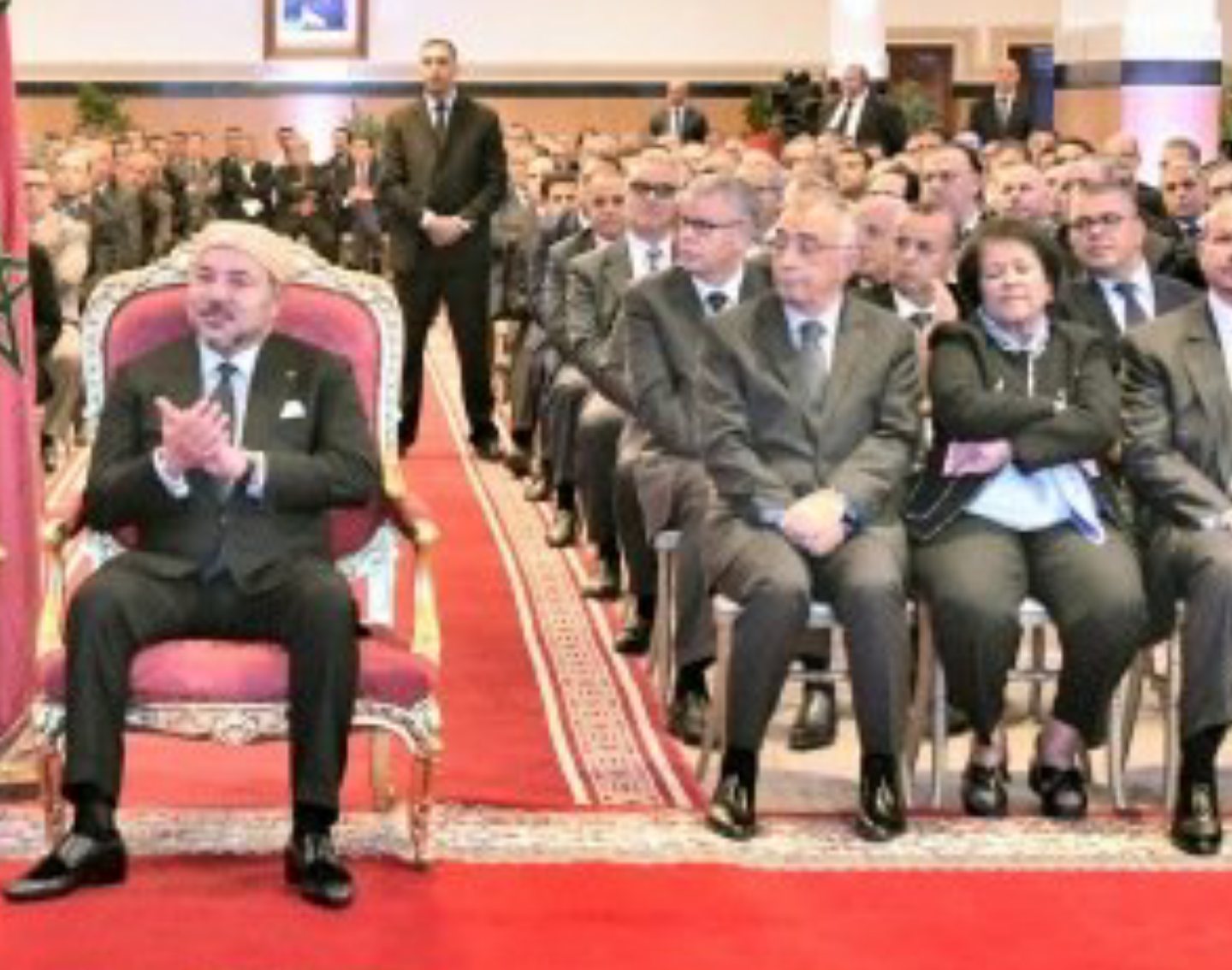 Sa Majesté le Roi présidant la cérémonie de présentation du programme de développement de la province d'Al Hoceïma, Tétouan
